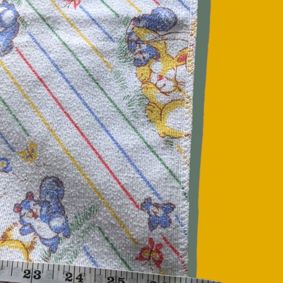 Vintage Edmund baby blanket swaddle cloth bunnies playing pattern - Picture 3 of 6